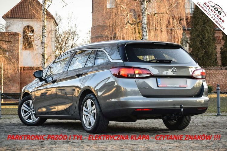 Opel Astra Z polskiego salonu  Piękny kolor  El. klapa - Led - 100% Oryginał zdjęcie 4