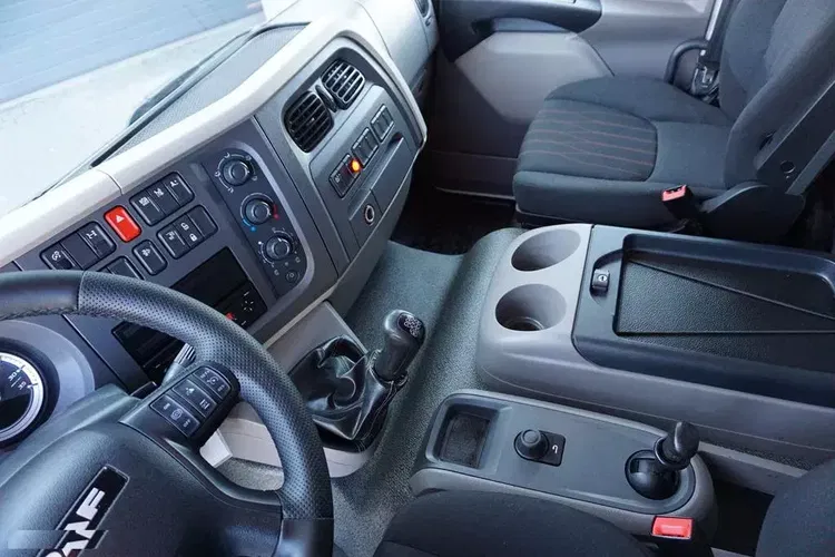 DAF LF / 290 / E 6 / FIRANKA + WINDA / ŁAD. 9 970 KG / 19 PALET zdjęcie 9