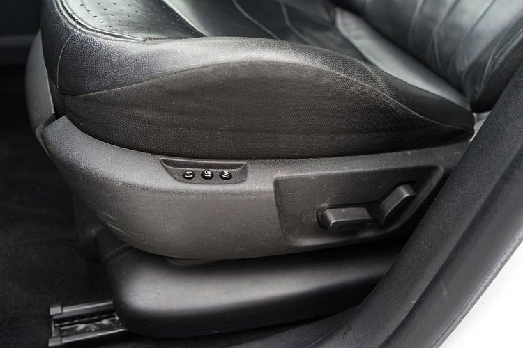 Citroen C4 Picasso 1.6HDI NAVI, skóra, alu R17, 2015r. zdjęcie 17