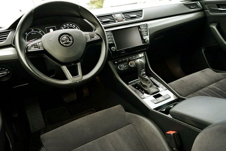 Skoda Superb 1,6TDI NAVI, Xenon, skóra, automat DSG, 2017r. zdjęcie 30