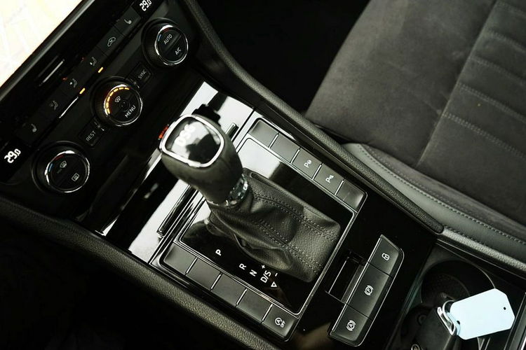 Skoda Superb 1,6TDI NAVI, Xenon, skóra, automat DSG, 2017r. zdjęcie 32