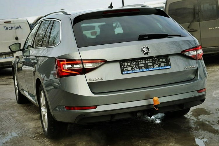 Skoda Superb 1,6TDI NAVI, Xenon, skóra, automat DSG, 2017r. zdjęcie 4