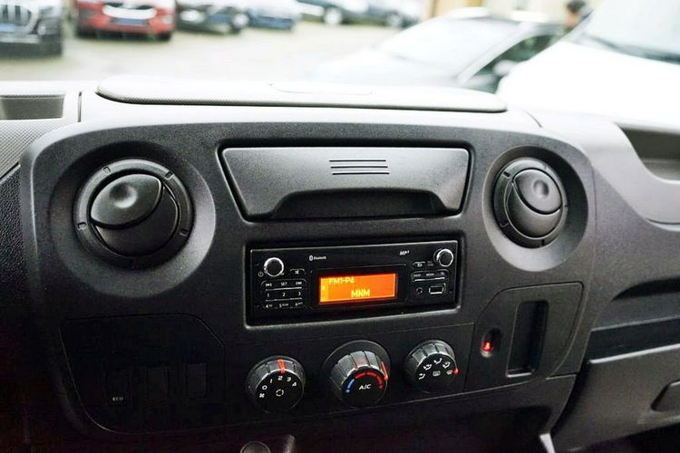 Renault Master 2.3DCI Klima, 130KM, 2017r. zdjęcie 15