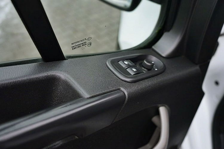 Renault Master 2.3DCI Klima, 130KM, 2017r. zdjęcie 9