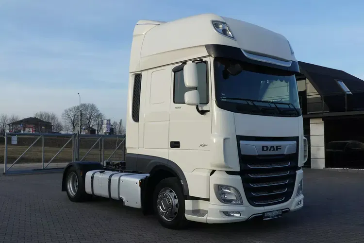 DAF XF 106.480 / LOW DECK / IDEALNY STAN / SUPER SPACE CAB / zdjęcie 13