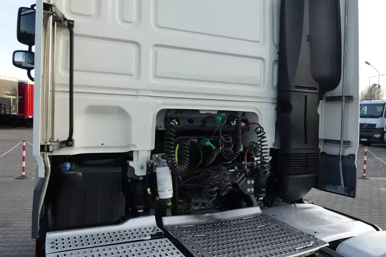 DAF XF 106.480 / LOW DECK / IDEALNY STAN / SUPER SPACE CAB / zdjęcie 16