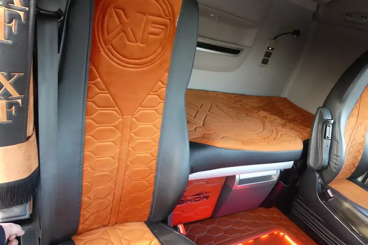 DAF XF 106.480 / LOW DECK / IDEALNY STAN / SUPER SPACE CAB / zdjęcie 25