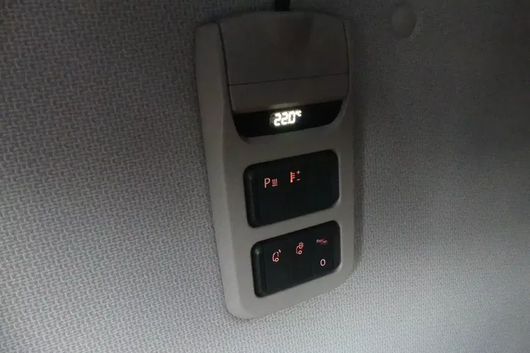 DAF XF 106.480 / LOW DECK / IDEALNY STAN / SUPER SPACE CAB / zdjęcie 26