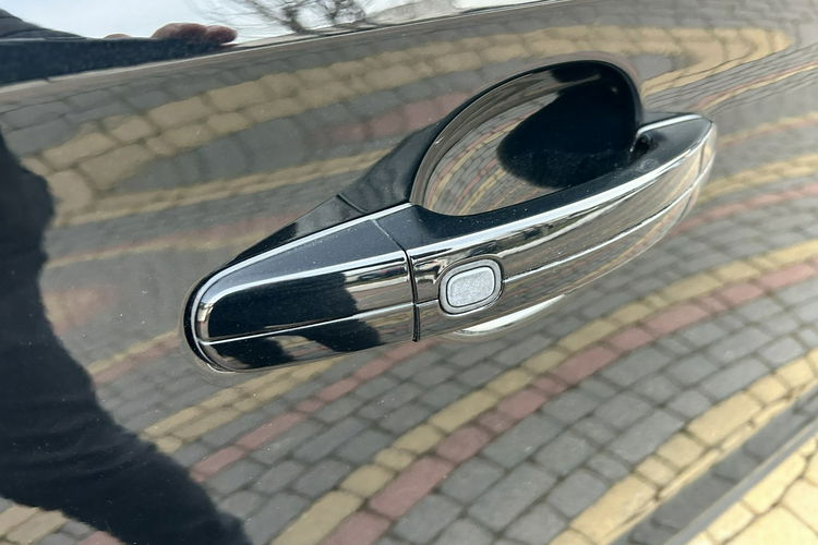 Ford Kuga zdjęcie 22