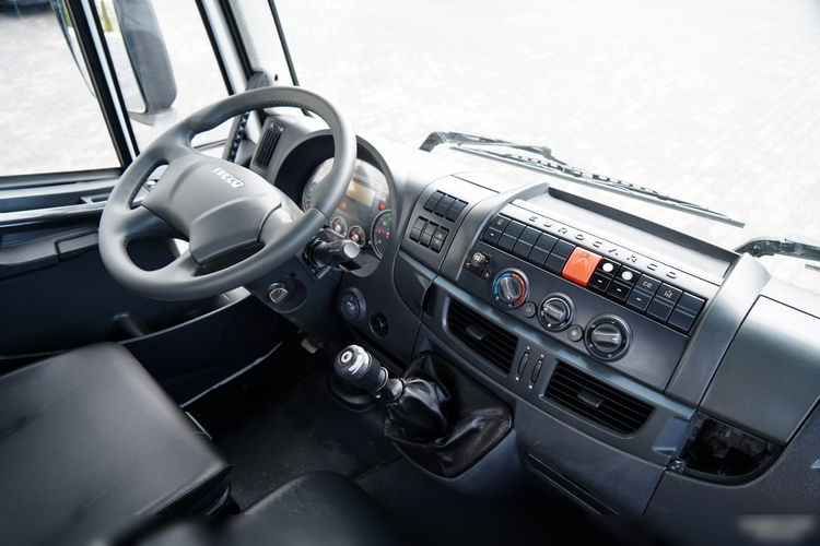 Iveco EUROCARGO 160 E22 / WYWROTKA 3 STRONNA / HYDROBURTA / BORDMATIC / EEV  zdjęcie 39