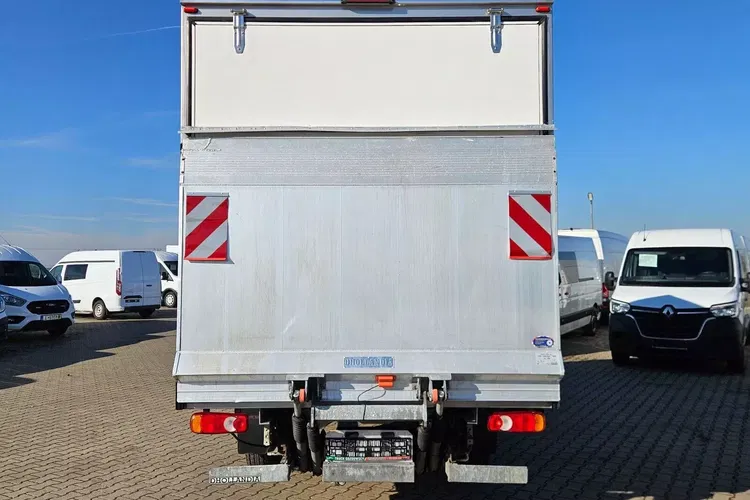 Peugeot boxer Kontener 8 ePAL 64999zł NETTO 2.0 HDi/165KM zdjęcie 11