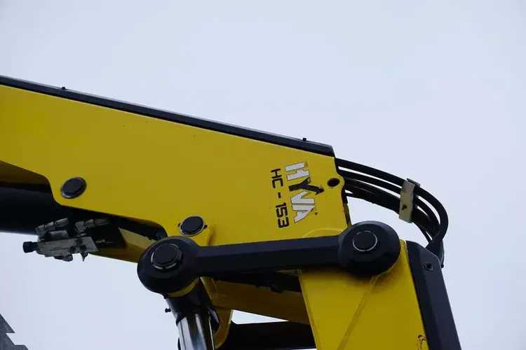 Iveco EUROCARGO / 180-250 / SKRZYNIOWY + HDS / HYVA HC - 153 / ROTATOR / PILOT zdjęcie 23