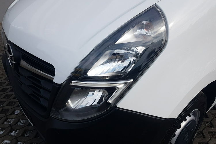 Opel Movano MASTER 7 OSÓB L3H2 BRYGADÓWKA DŁUGI WYSOKI KLIMA TEMPOMAT NAWIGACJA zdjęcie 32