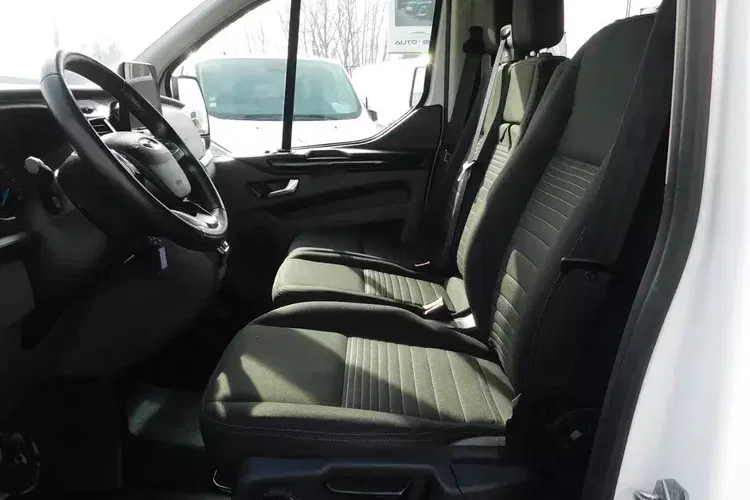 Ford Transit Custom zdjęcie 7