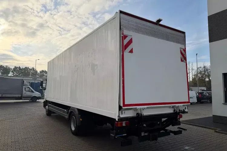 Mercedes ATEGO 1318 IZOTERMA 20 PALET zdjęcie 6