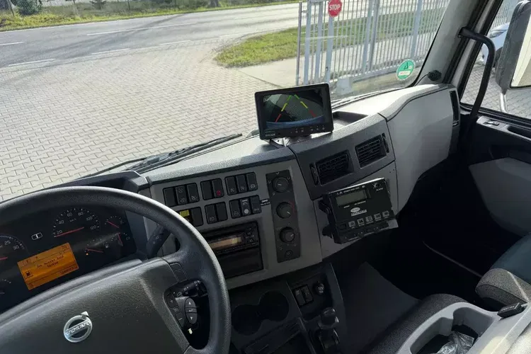 Volvo FL 16.250/ 19 PALET/ Ładownośc 6 ton/ na poduszkach zdjęcie 15