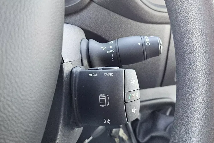 Renault Master L3H2 89999zł Netto Brygadówka 7 osób 2.3 dCi/150KM zdjęcie 21