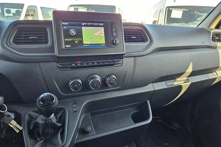 Renault Master L3H2 89999zł Netto Brygadówka 7 osób 2.3 dCi/150KM zdjęcie 24