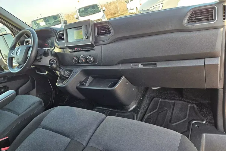 Renault Master L3H2 89999zł Netto Brygadówka 7 osób 2.3 dCi/150KM zdjęcie 30