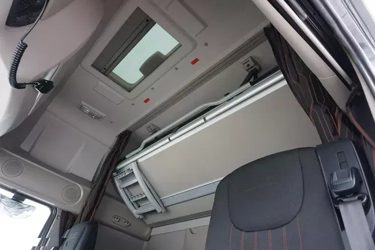 DAF / XF / 480 / ACC / EURO 6 / ZESTAW PRZEJAZDOWY 120 M3 zdjęcie 16