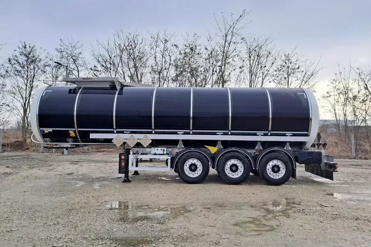 Cysterna do mas bitumicznych LAG O-3-ST L4BH / ADR / 30000 l / zdjęcie 3