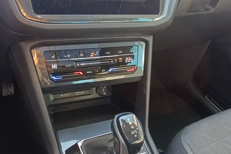 Volkswagen Tiguan 2.0 Tdi automat 30.tys.km panorama zdjęcie 13