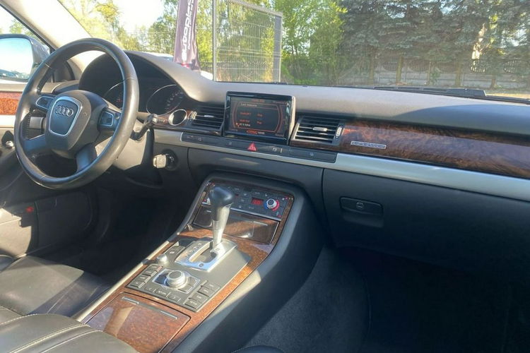 A8 Audi A8 D3 3.0 II lifting TDI 230KM automat QUATTRO zdjęcie 19