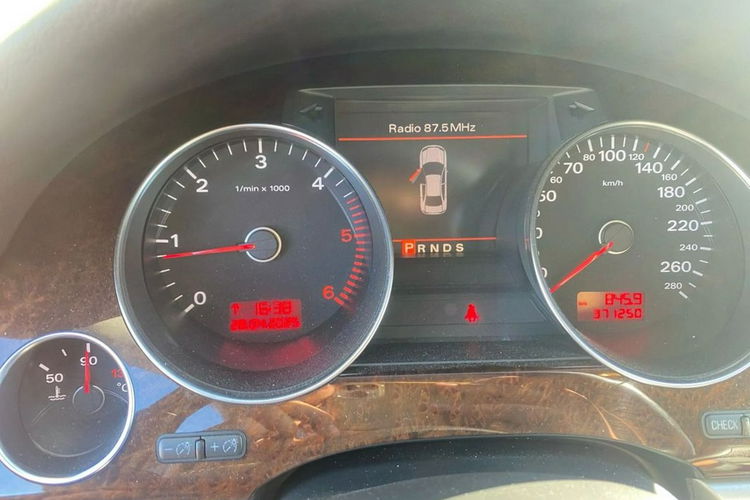 A8 Audi A8 D3 3.0 II lifting TDI 230KM automat QUATTRO zdjęcie 20