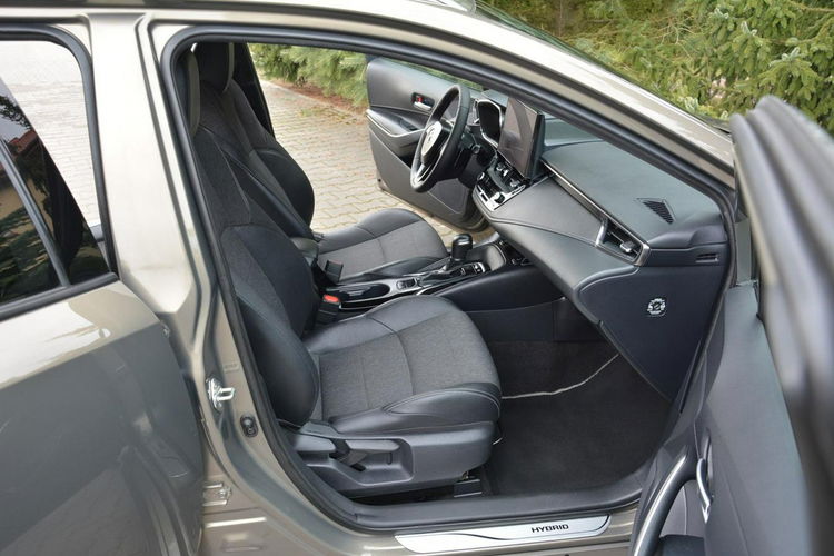 Toyota Corolla Lift FullLed RadarAcc BLIS As.Pasa Navi Kamera KeylessGo Aso Alu17" zdjęcie 15