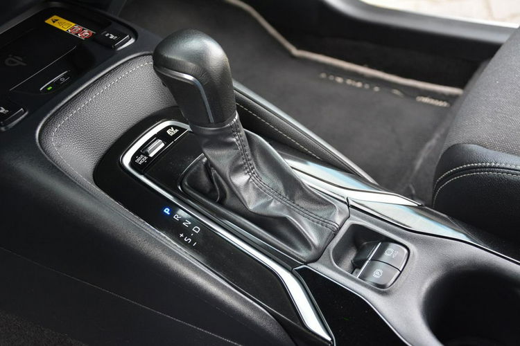 Toyota Corolla Lift FullLed RadarAcc BLIS As.Pasa Navi Kamera KeylessGo Aso Alu17" zdjęcie 27