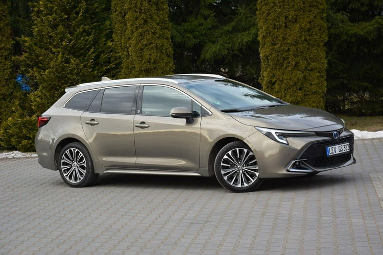 Toyota Corolla Lift FullLed RadarAcc BLIS As.Pasa Navi Kamera KeylessGo Aso Alu17" zdjęcie 3