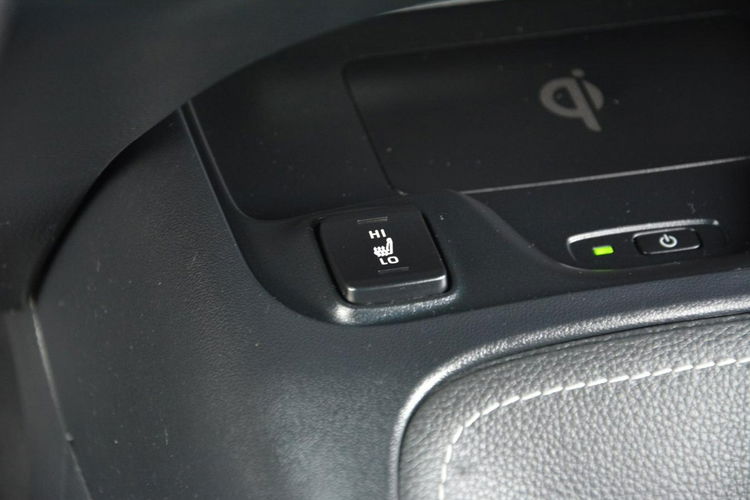 Toyota Corolla Lift FullLed RadarAcc BLIS As.Pasa Navi Kamera KeylessGo Aso Alu17" zdjęcie 30