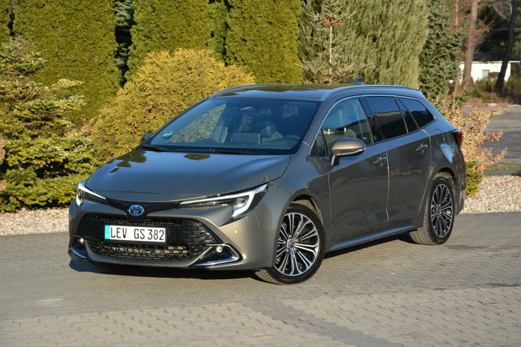 Toyota Corolla Lift FullLed RadarAcc BLIS As.Pasa Navi Kamera KeylessGo Aso Alu17" zdjęcie 9