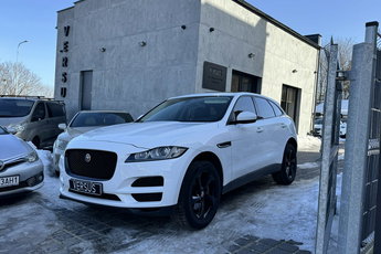 Jaguar F-PACE 2.0 4WD 296KM Pakiet black Skóry Panorama Podgrz. fotele El. klapa