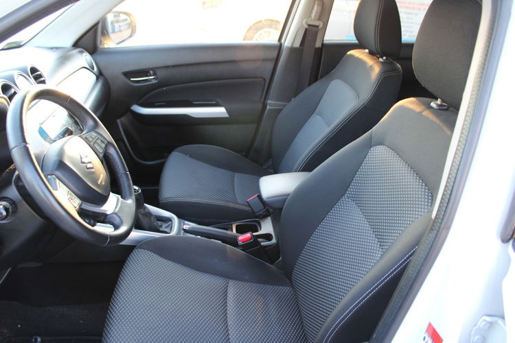 Suzuki Vitara Grzane siedzenia, salon polska, kamera cofania, Faktura Marża zdjęcie 9