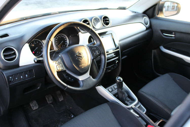 Suzuki Vitara Grzane siedzenia, salon polska, kamera cofania, Faktura Marża zdjęcie 10