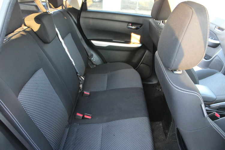 Suzuki Vitara Grzane siedzenia, salon polska, kamera cofania, Faktura Marża zdjęcie 14