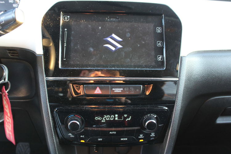 Suzuki Vitara Grzane siedzenia, salon polska, kamera cofania, Faktura Marża zdjęcie 25