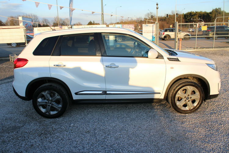 Suzuki Vitara Grzane siedzenia, salon polska, kamera cofania, Faktura Marża zdjęcie 4