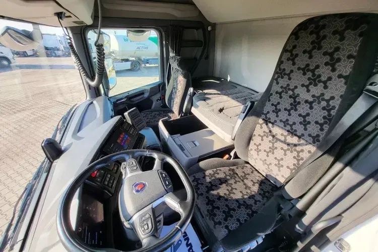 Scania R 460 A4x2NA ADR FL Standard zdjęcie 16