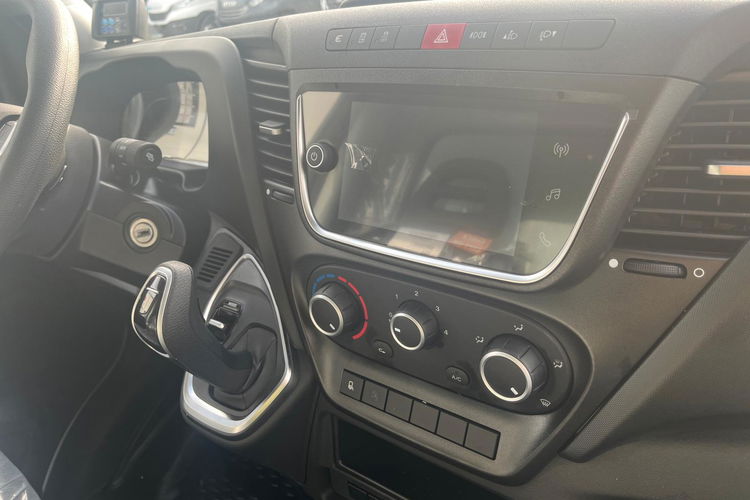 IVECO Daily 35S16H3.0A8 zdjęcie 11