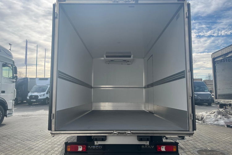 IVECO Daily 35S16H3.0A8 zdjęcie 15