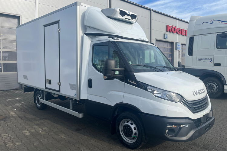 IVECO Daily 35S16H3.0A8 zdjęcie 1