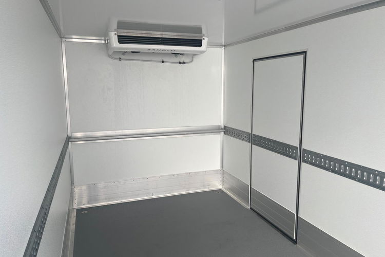 IVECO Daily 35S16H3.0A8 zdjęcie 3