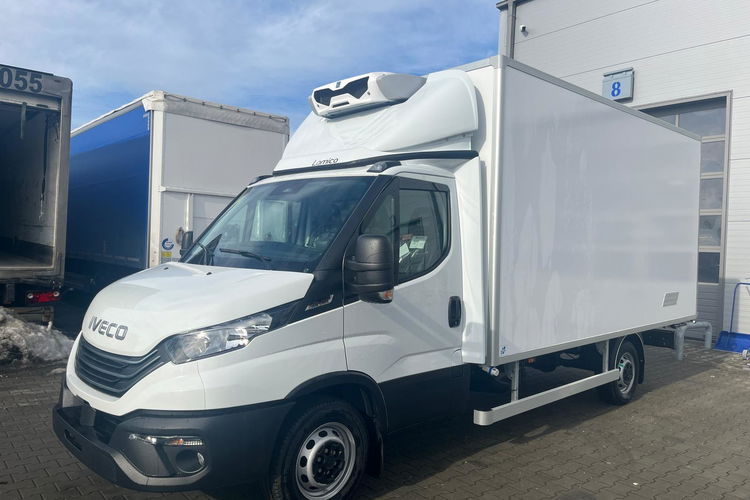 IVECO Daily 35S16H3.0A8 zdjęcie 6