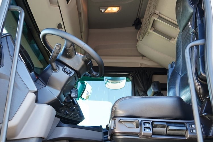 Scania S 500 / RETARDER / KLIMA POSTOJOWA / CAŁA NA PODUSZKACH / ALUFELGI / SKÓRY / zdjęcie 23