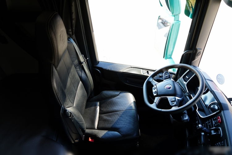 Scania S 500 / RETARDER / KLIMA POSTOJOWA / CAŁA NA PODUSZKACH / ALUFELGI / SKÓRY / zdjęcie 27