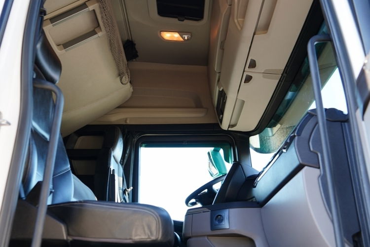 Scania S 500 / RETARDER / KLIMA POSTOJOWA / CAŁA NA PODUSZKACH / ALUFELGI / SKÓRY / zdjęcie 36
