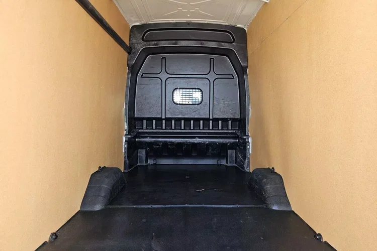 Ford transit L4H3 89900zł NETTO Brygadówka 6 osób 2.0TdCi/170KM zdjęcie 15