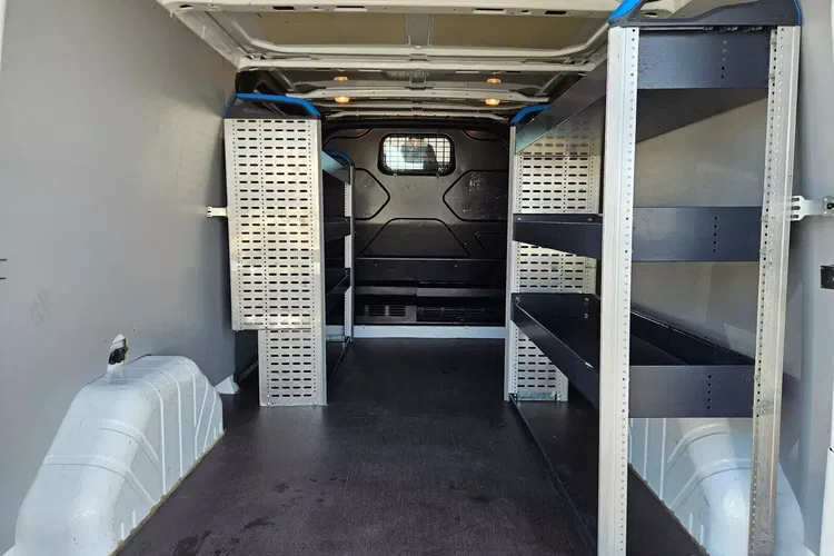 Ford transit-custom L2H1 *59900zł NETTO* Regały 2.0TdCi/170KM zdjęcie 21
